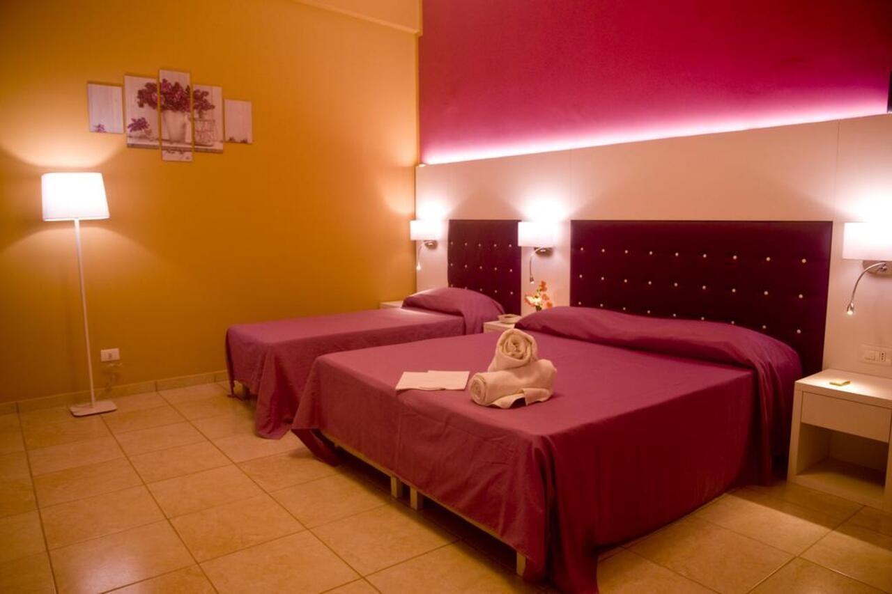 B&B Liberty Μεσίνα Εξωτερικό φωτογραφία