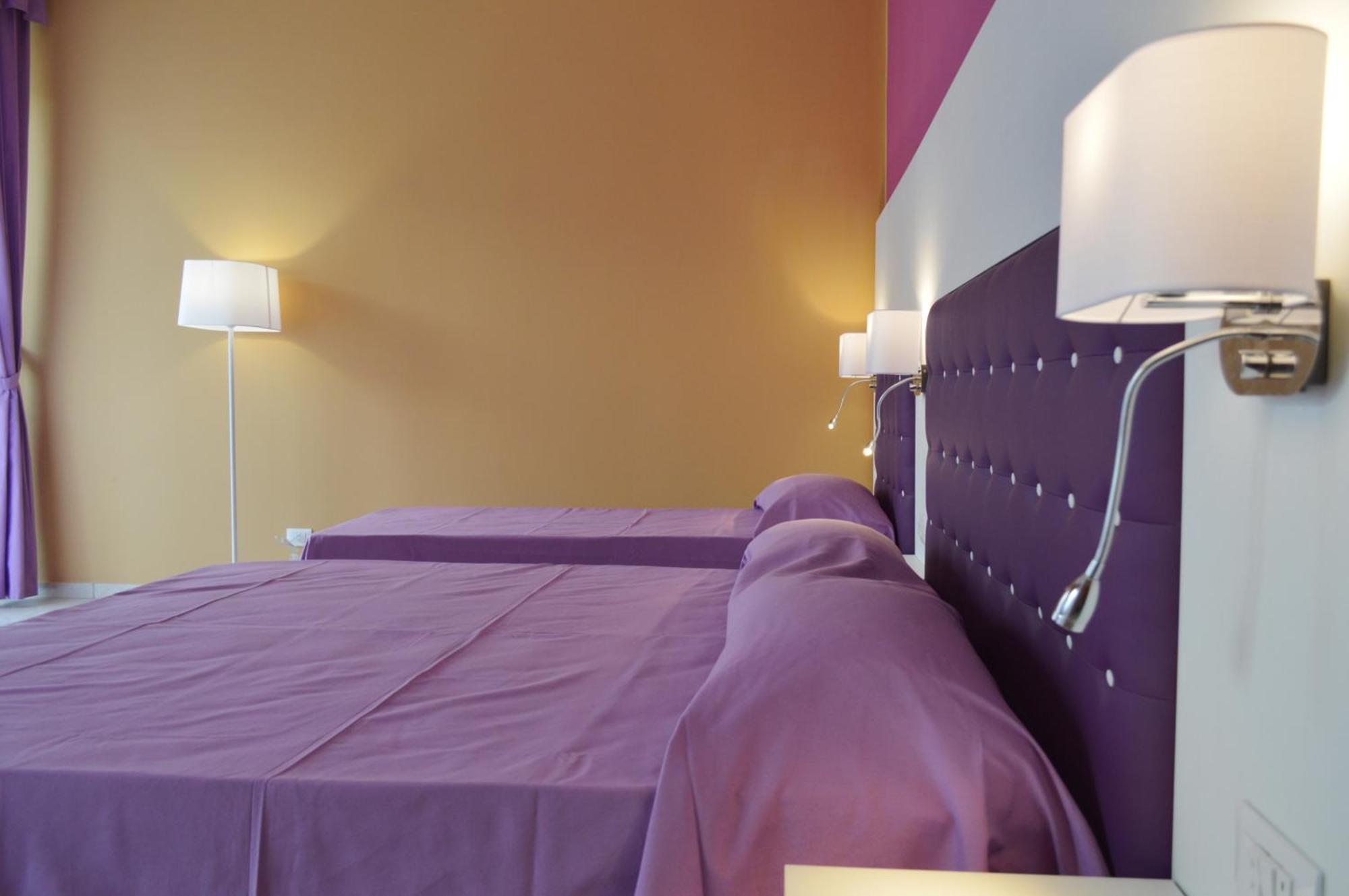 B&B Liberty Μεσίνα Δωμάτιο φωτογραφία